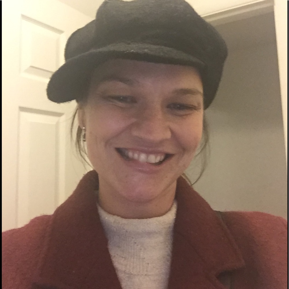 Meet your Posher, Elaine